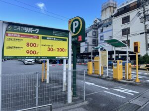 店舗入口から10m以内のゼロ専用無料駐車場2台完備スペース