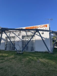 那覇市営奥武山トレーニング室の外観